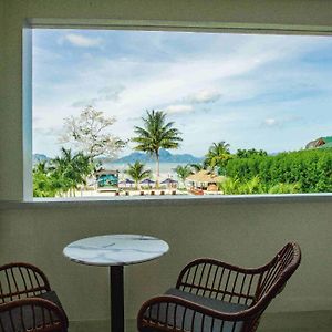 Premium Deluxe Sea View